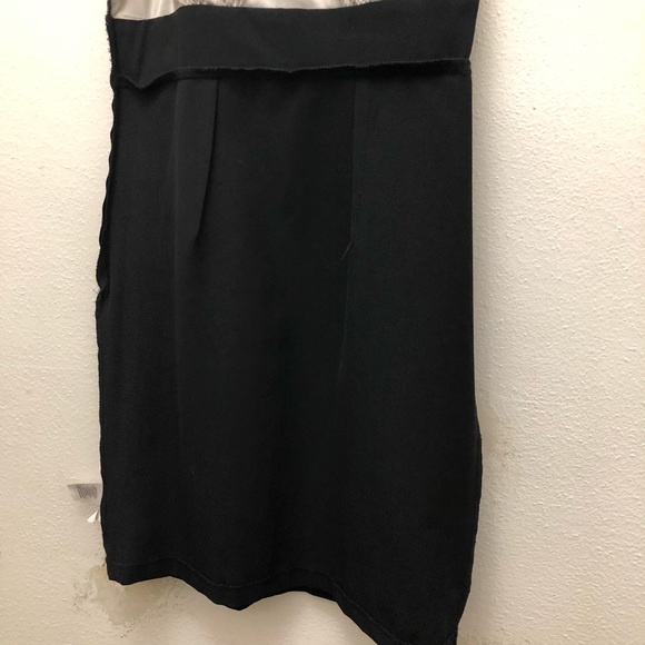 Maurices W Size 7/8 Black/Cream Scoop Neck Knee Length Dress with Ruffle Detail - Picture 13 of 16